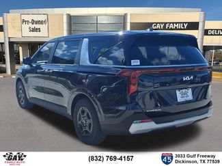 Used 2026 Kia Carnival FWD video 2