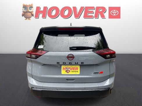 Used 2025 Nissan Rogue SV w/ Rock Creek Premium Package AWD/4WD image 6