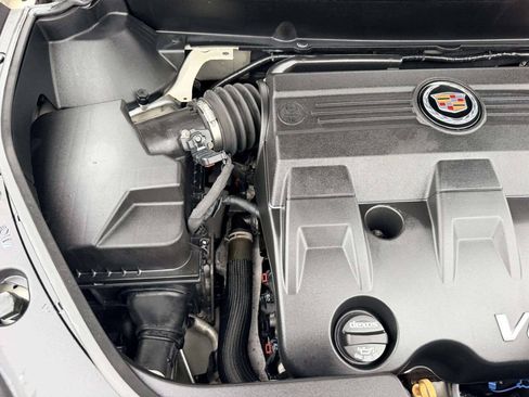 Used 2016 Cadillac SRX Luxury w/ Driver Awareness Package FWD image 13