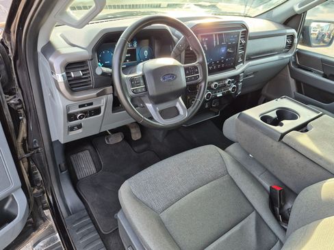 Used 2025 Ford F150 XLT w/ Equipment Group 301A Standard AWD/4WD image 17