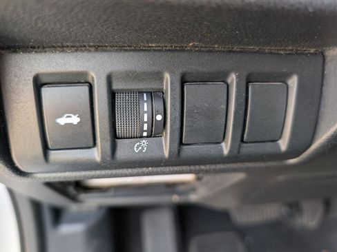 Used 2022 Subaru Legacy Limited image 19