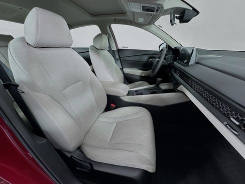 Certified 2024 Honda Accord EX image 27