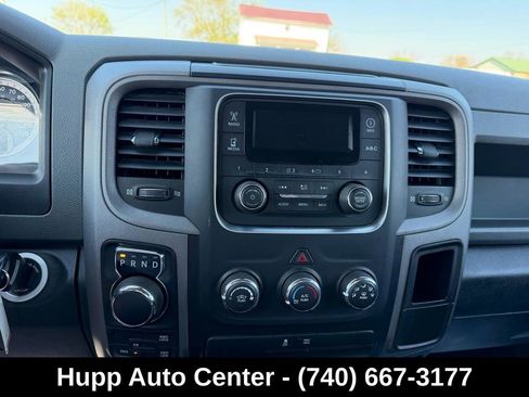 Used 2019 RAM 1500 Express AWD/4WD image 16