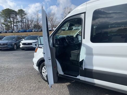 Certified 2024 Ford Transit 350 XLT image 20
