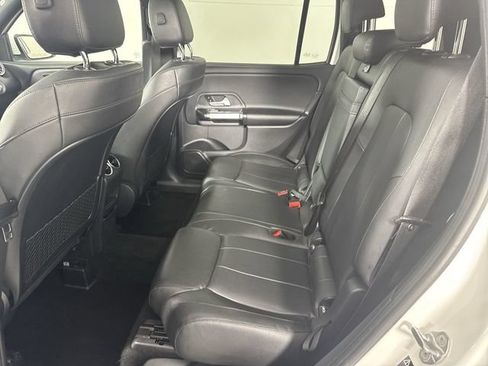 Used 2021 Mercedes-Benz GLB 250 4MATIC image 22