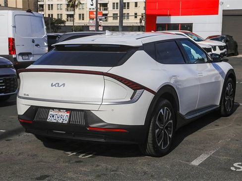 Certified 2024 Kia EV6 Light image 10