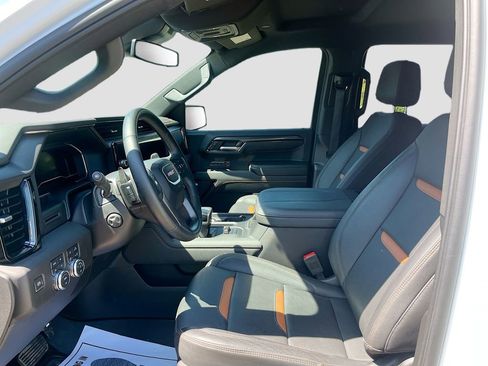 Used 2024 GMC Sierra 1500 AT4 w/ AT4 Premium Package AWD/4WD image 22