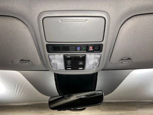 Used 2023 Honda Odyssey Touring image 22