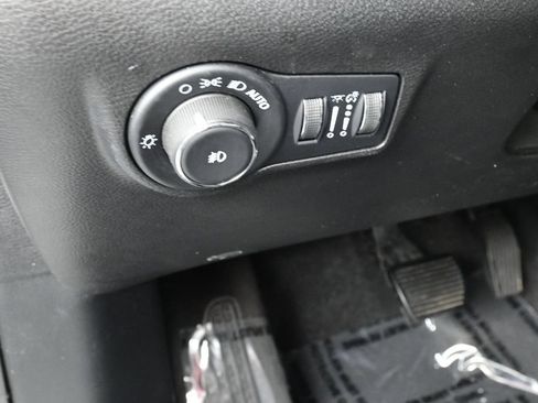Used 2025 Jeep Compass Limited AWD/4WD image 26