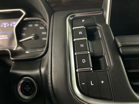 Used 2021 GMC Yukon SLE AWD/4WD image 13