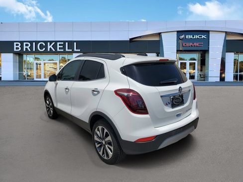 Used 2022 Buick Encore Preferred w/ Safety Package FWD image 4