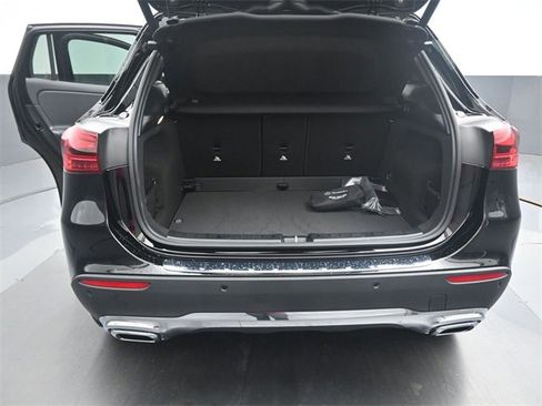 New 2025 Mercedes-Benz GLA 250 image 13