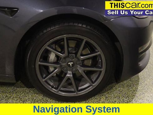 Used 2022 Tesla Model 3 Long Range image 10