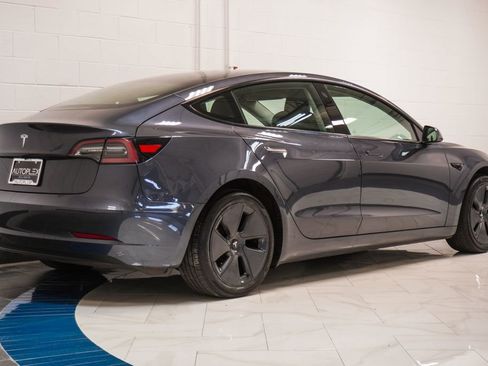 Used 2023 Tesla Model 3 Standard Range image 28
