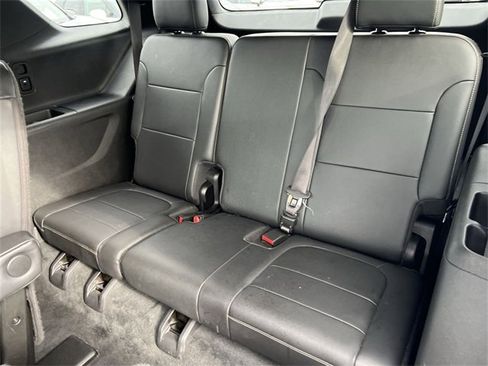 Certified 2023 Chevrolet Traverse LT image 23