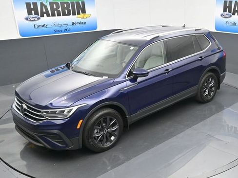 Used 2022 Volkswagen Tiguan SE image 25