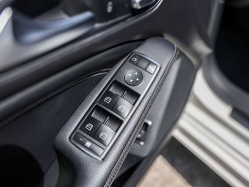 Used 2019 Mercedes-Benz CLA 250 image 23