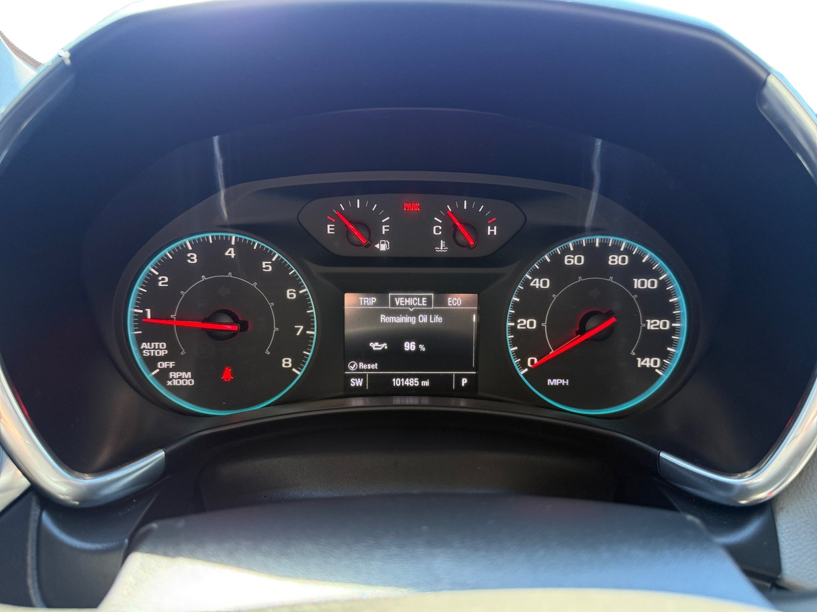 Used 2019 Chevrolet Equinox LS FWD image 11