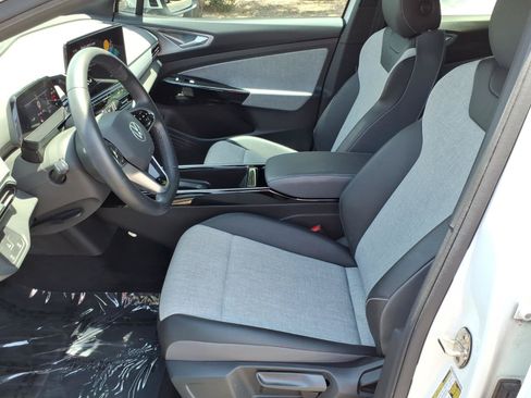 Certified 2023 Volkswagen ID.4 Pro RWD image 19