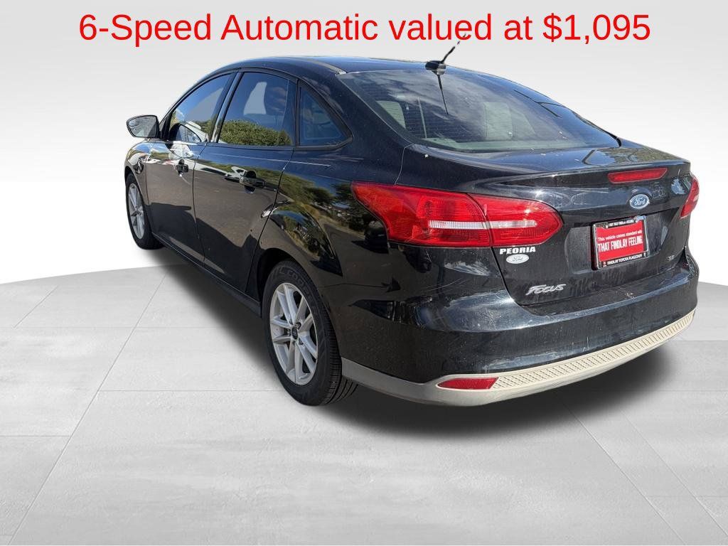 Used 2017 Ford Focus SE FWD image 5