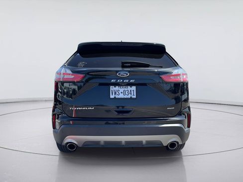 Used 2022 Ford Edge Titanium w/ Equipment Group 301A AWD/4WD image 4