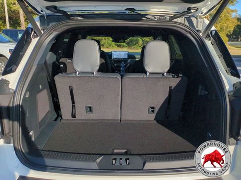 New 2026 Ford Explorer ST-Line w/ ST-Line Street Pack RWD image 14