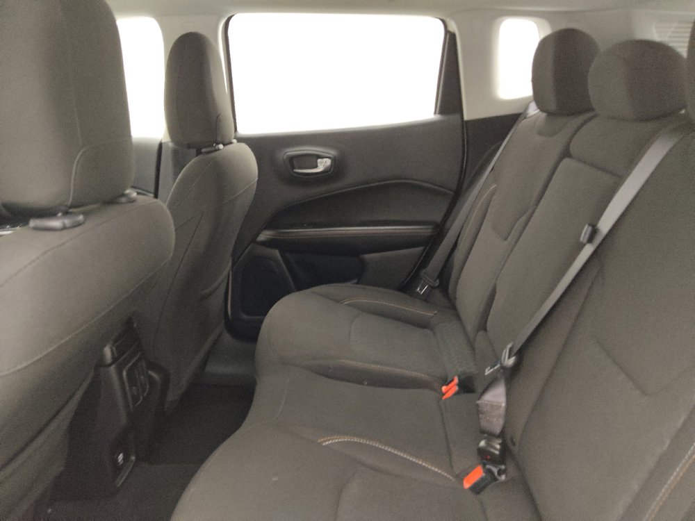 Used 2020 Jeep Compass Sport AWD/4WD image 18