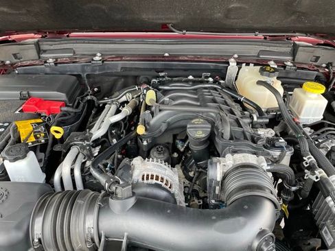 Used 2022 Jeep Gladiator Rubicon w/ LED Lighting Group AWD/4WD image 32