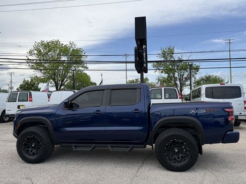 Used 2023 Nissan Frontier PRO-4X w/ Pro Convenience Package image 3