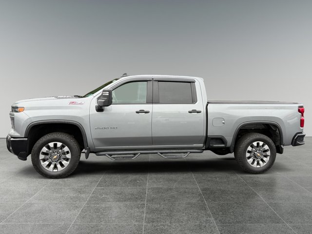 Used 2025 Chevrolet Silverado 2500 Custom w/ Custom Value Package AWD/4WD image 2