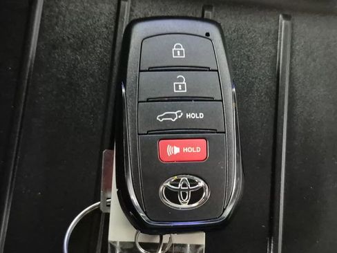 New 2026 Toyota Sequoia Platinum AWD/4WD image 31