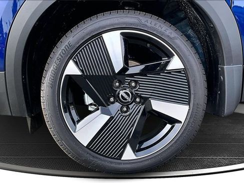 New 2026 Nissan Kicks SR image 12