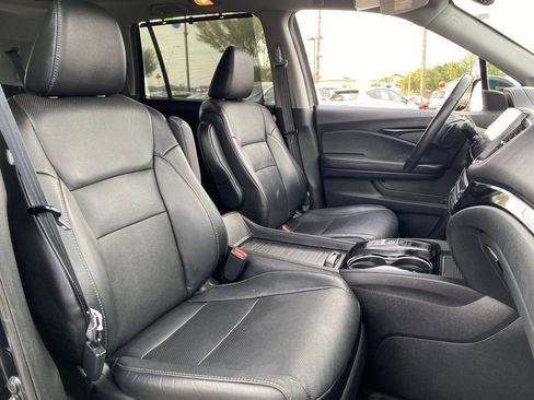 Used 2020 Honda Pilot Elite image 12
