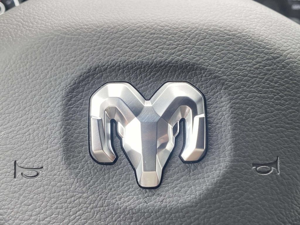 New 2026 RAM 3500 Big Horn AWD/4WD image 28