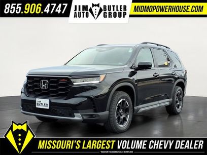 Used 2025 Honda Pilot TrailSport