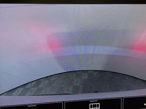 Used 2021 Chevrolet Silverado 1500 LTZ RWD image 28