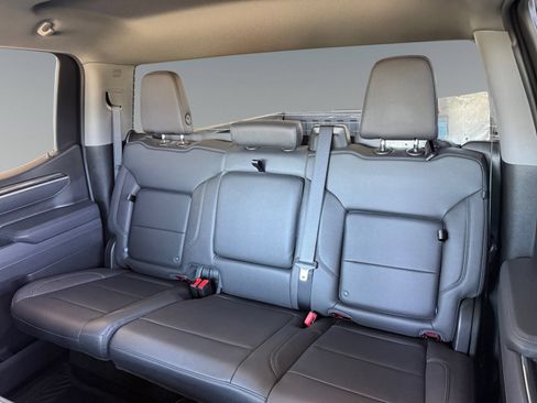 Used 2025 Chevrolet Silverado 1500 LTZ w/ Z71 Off-Road Package AWD/4WD image 18