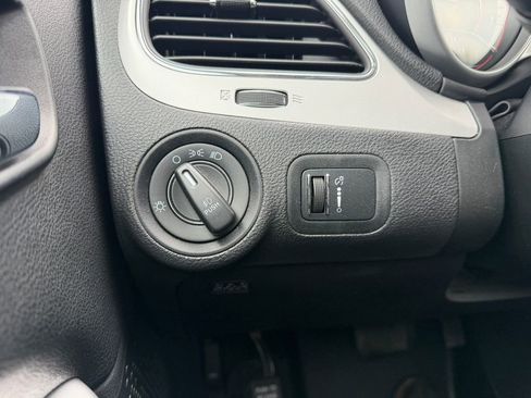 Used 2015 Dodge Journey SXT w/ Flexible Seating Group FWD image 14