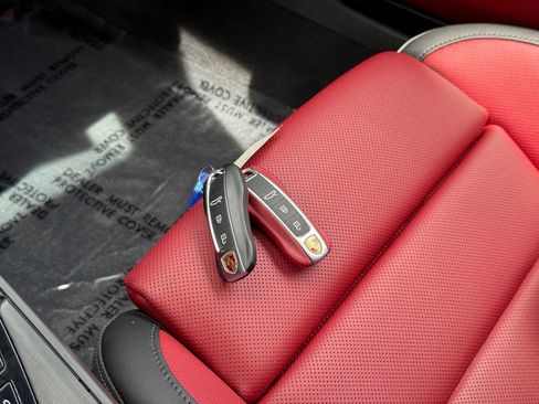 Used 2026 Porsche 911 Carrera GTS RWD image 36
