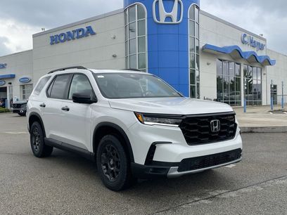 New 2025 Honda Pilot TrailSport