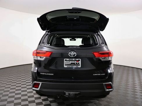 Used 2019 Toyota Highlander Limited AWD/4WD image 11
