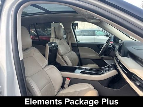 Used 2023 Lincoln Aviator Reserve w/ Equipment Group 201A AWD/4WD image 15