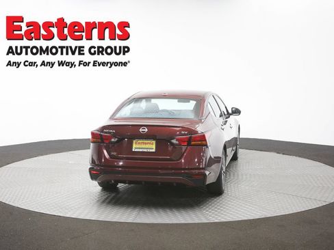 Used 2024 Nissan Altima 2.5 SV FWD image 37