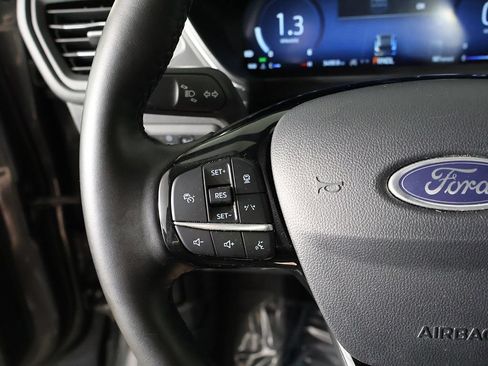 Used 2024 Ford Escape Platinum AWD/4WD image 41