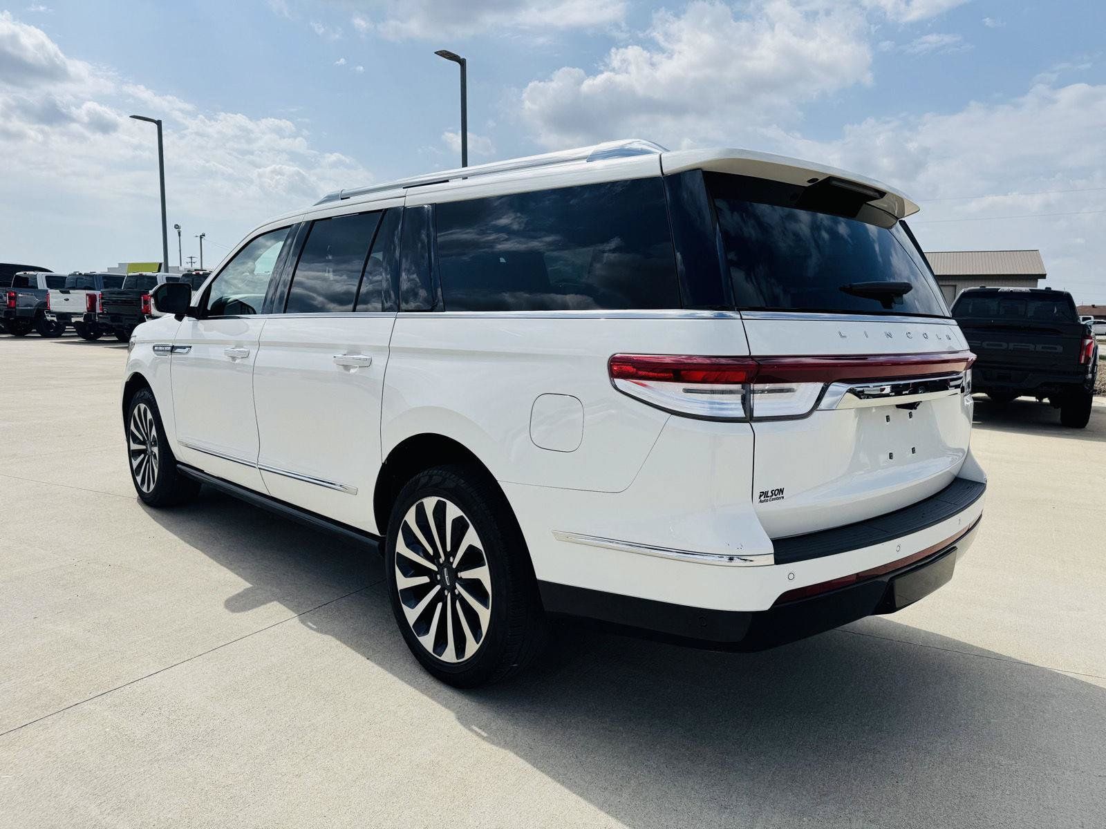 Used 2024 Lincoln Navigator L Reserve AWD/4WD image 48