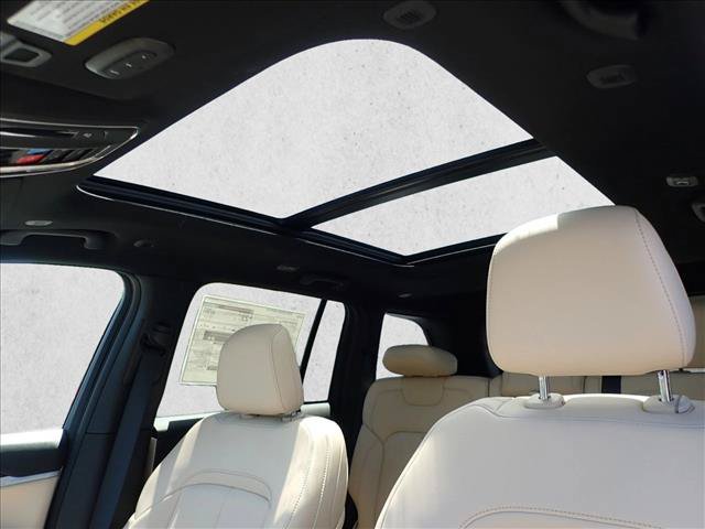 New 2026 Jeep Grand Cherokee Limited w/ Limited Altitude Package AWD/4WD image 15