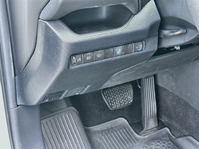 Used 2023 Toyota RAV4 XLE w/ Convenience Package AWD/4WD image 10