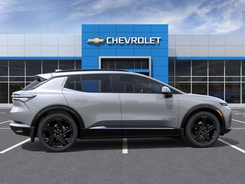 New 2025 Chevrolet Equinox EV RS w/ Active Safety Package 3 AWD/4WD image 29
