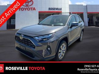 Used 2023 Toyota RAV4 XLE Premium AWD/4WD video 1