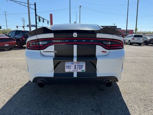 Used 2016 Dodge Charger R/T Scat Pack w/ Beats Audio Group image 4